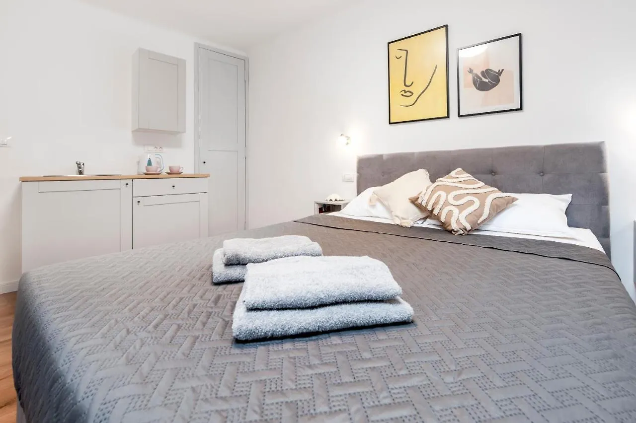 Apartment Adriatic Dream Rooms Rovinj Croatia