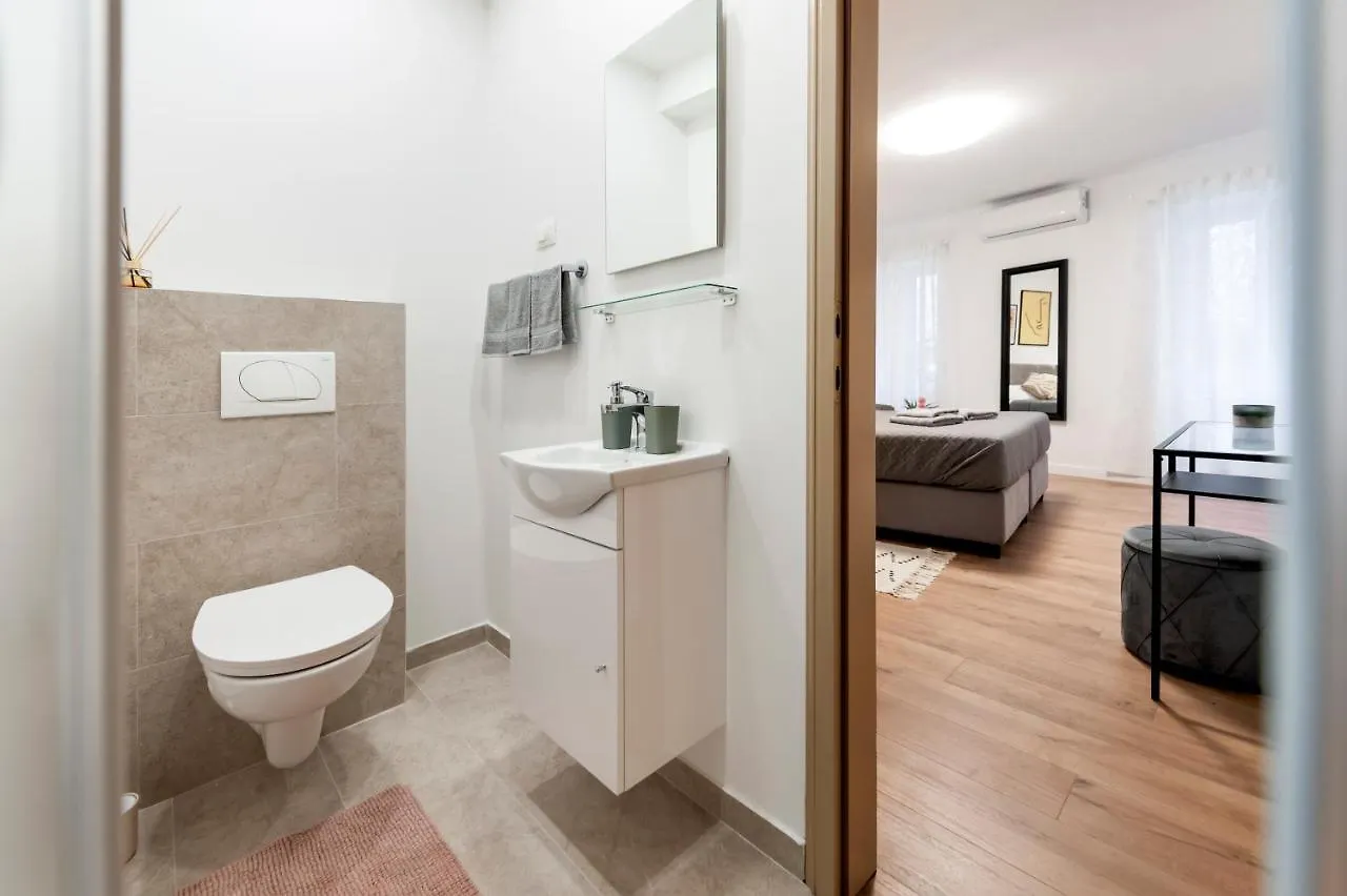 Adriatic Dream Rooms Rovinj 0*,  Croatia